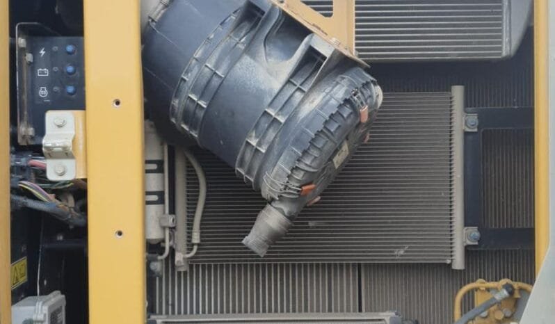 
CAT 320 ELRR Oilquick full									