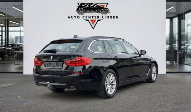 
BMW 5 Series 530i xDrive Touring full									