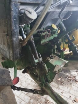 
John Deere 2850 Tractor (Bulldog) full									
