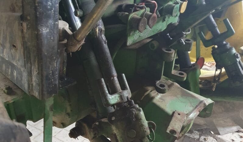 
John Deere 2850 Tractor (Bulldog) full									