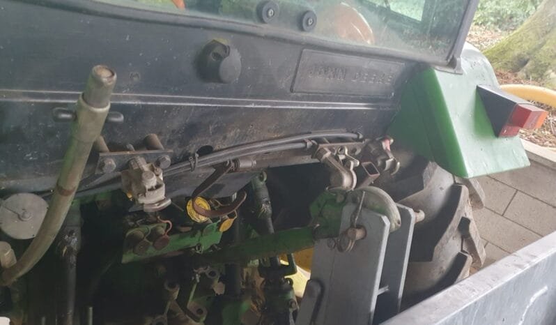 
John Deere 2850 Tractor (Bulldog) full									