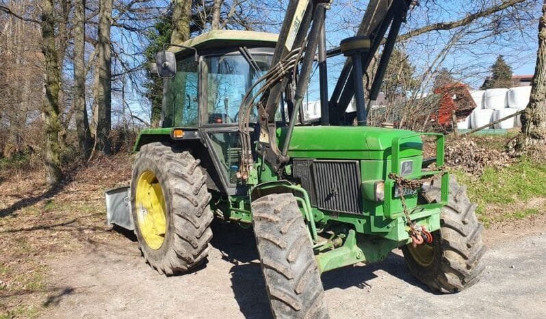 
John Deere 2850 Tractor (Bulldog) full									