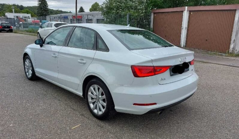 
Audi A3 Limousine 1.6 TDI Attraction full									