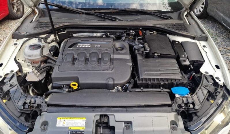 
Audi A3 Limousine 1.6 TDI Attraction full									
