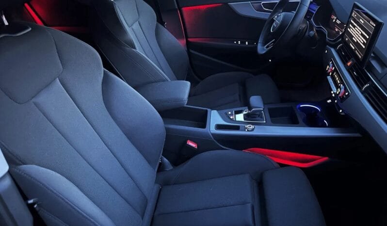 
Audi A4 35 TFSI mHEV S tronic full									
