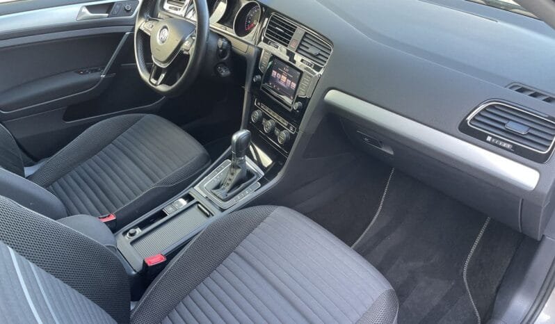 
Volkswagen Golf VII 1.2 TSI DSG Cup BlueMotion full									