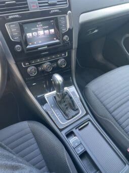 
Volkswagen Golf VII 1.2 TSI DSG Cup BlueMotion full									