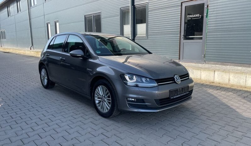 
Volkswagen Golf VII 1.2 TSI DSG Cup BlueMotion full									