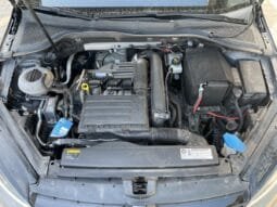 
Volkswagen Golf VII 1.2 TSI DSG Cup BlueMotion full									