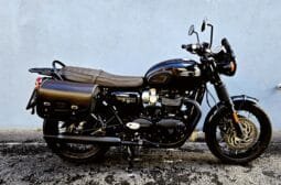 Triumph Bonneville T120 Black full